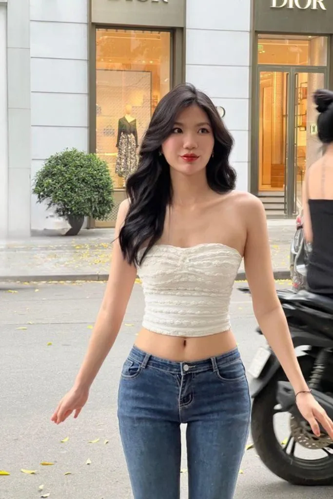 Ảnh gái sexy trắng nõn nà khoe body đẹp