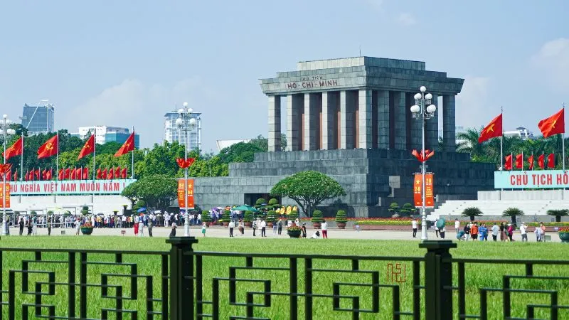 Lăng Chủ tịch Hồ Chí Minh là công trình lịch sử quan trọng của thủ đô