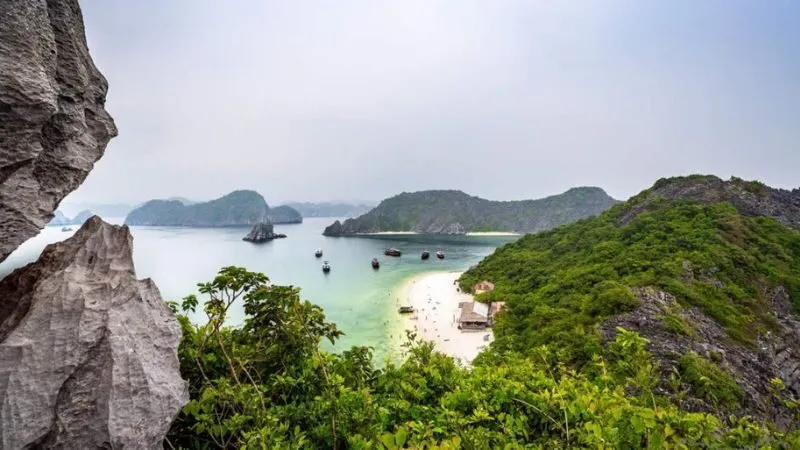 Du lịch Cát Bà – 10 địa điểm đẹp nổi tiếng không nên bỏ lỡ